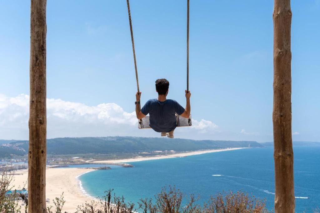 Sunset Terrace - Beachfront Apartment With Private Parking Nazare Luaran gambar