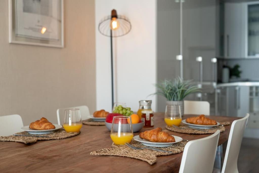 Sunset Terrace - Beachfront Apartment With Private Parking Nazare Luaran gambar